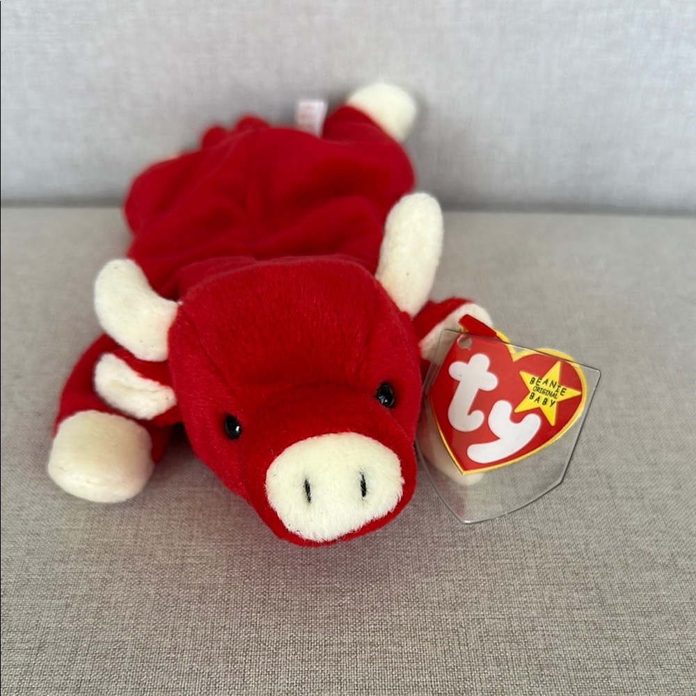 Ty Original Beanie Baby Snort the Bull Red and White Stuffed Animal Plush